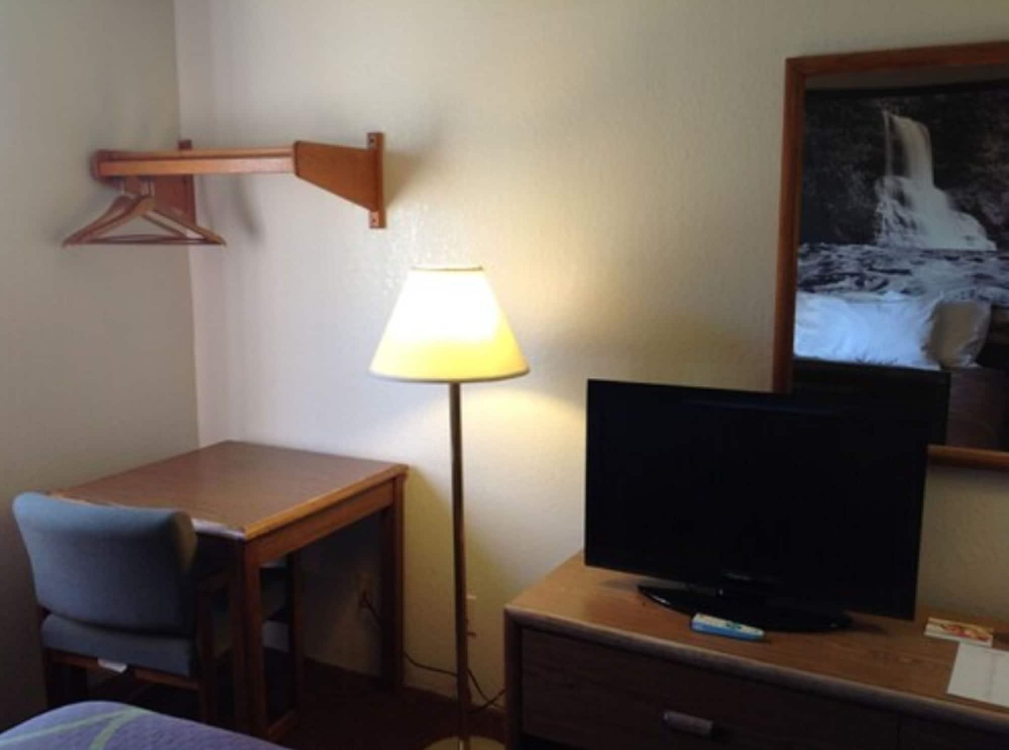 Super 8 By Wyndham Winchester Va Eksteriør bilde