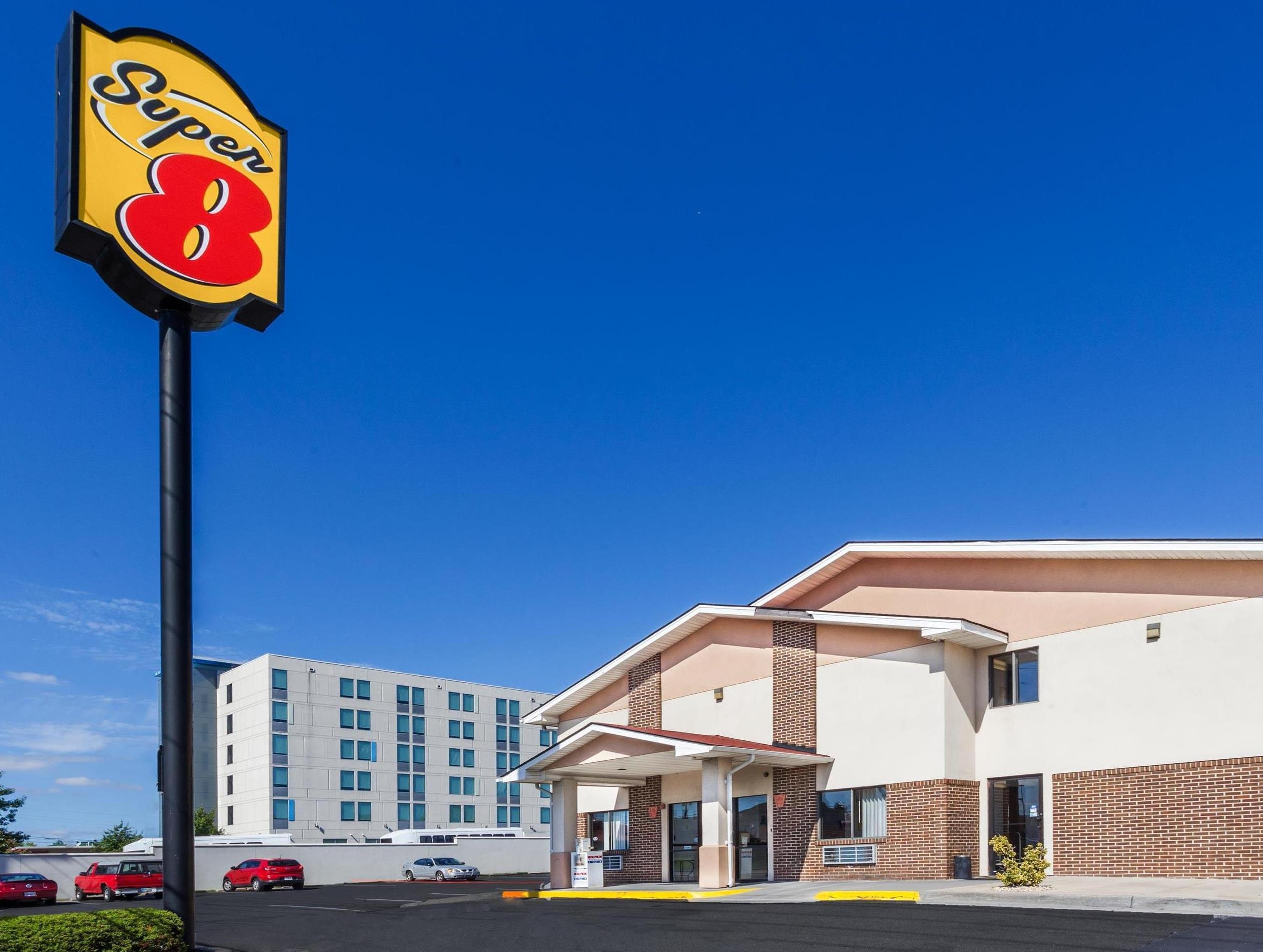 Super 8 By Wyndham Winchester Va Eksteriør bilde